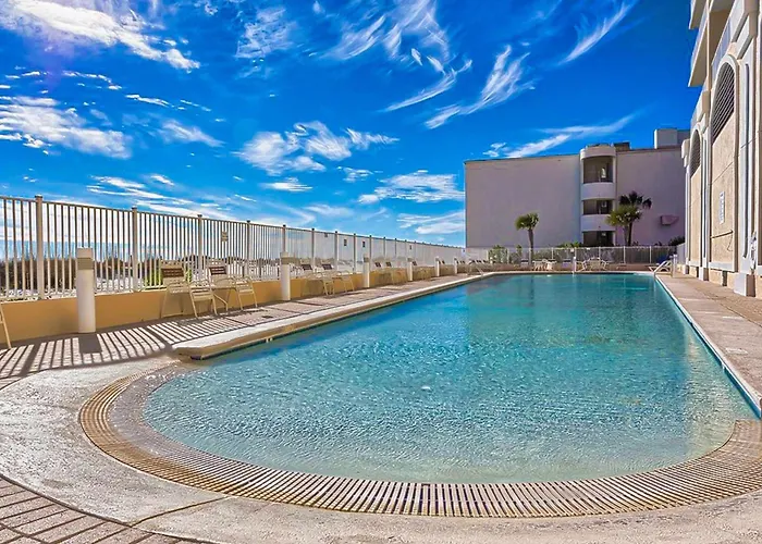 Gulf-front Penthouse With Pool Sauna Washer Dryer & Ac Gulf Shores