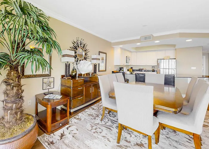 Gulf-front Penthouse With Pool Sauna Washer Dryer & Ac
