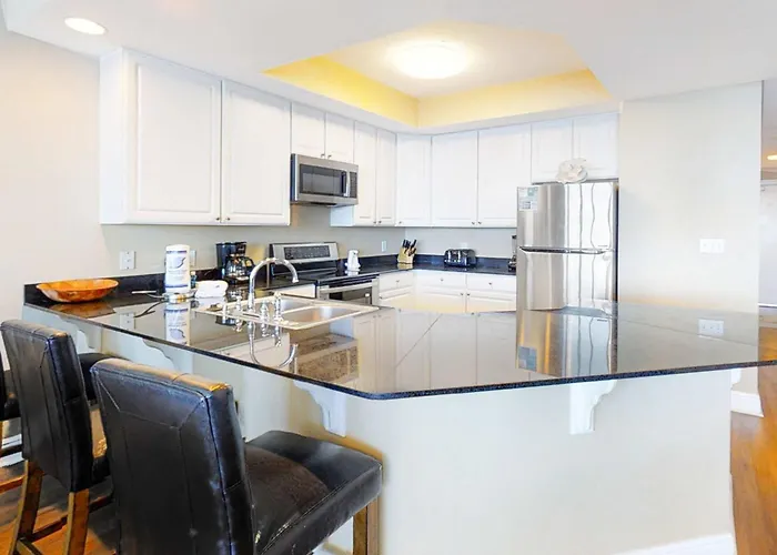 Gulf-front Penthouse With Pool Sauna Washer Dryer & Ac