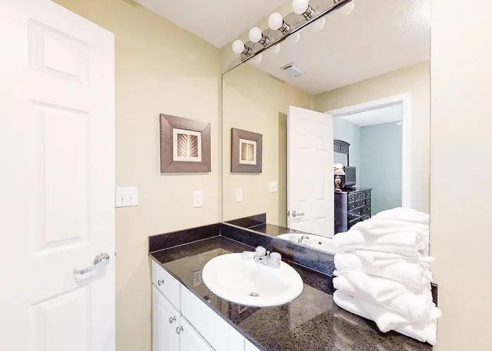 Gulf-front Penthouse With Pool Sauna Washer Dryer & Ac * Gulf Shores