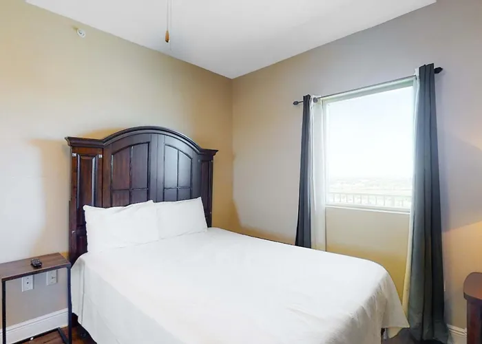 Gulf-front Penthouse With Pool Sauna Washer Dryer & Ac Gulf Shores