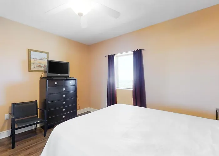 Gulf-front Penthouse With Pool Sauna Washer Dryer & Ac Holiday home *