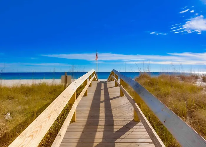 Holiday home Gulf-front Penthouse With Pool Sauna Washer Dryer & Ac Gulf Shores